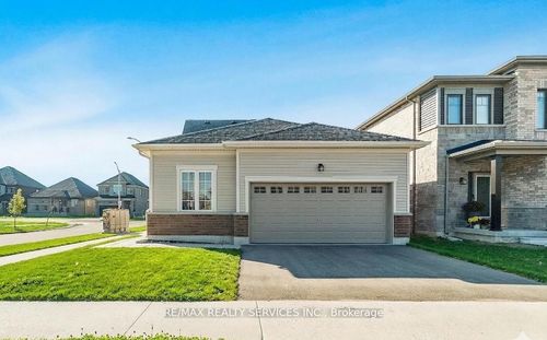 1 Harvest Cres, Barrie, ON, L9J0T3 | Card Image