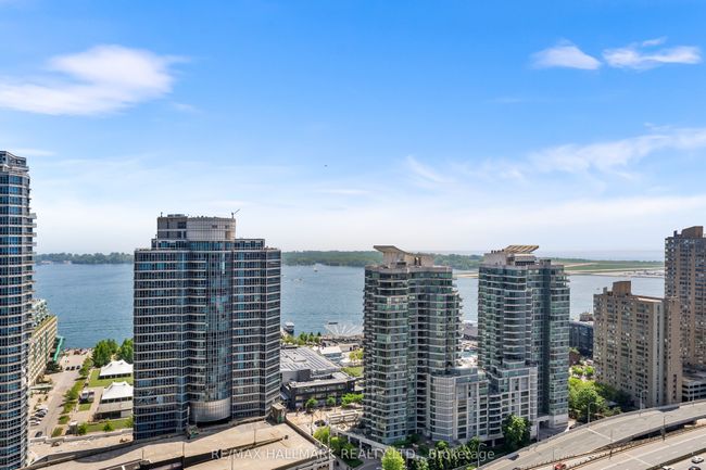 3501 - 19 Grand Trunk Cres, Condo with 1 bedrooms, 1 bathrooms and 1 parking in Toronto ON | Image 20