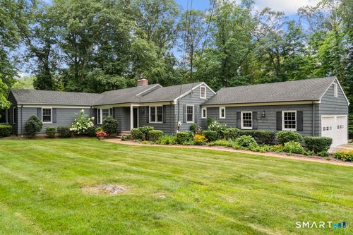 46 Peck Hill Rd, Woodbridge, CT, 06525-1302 | Card Image