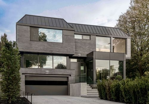 90 Esgore Dr, North York, ON, M5M3R8 | Card Image
