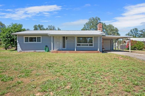 18526 Martin Way, Redding, CA, 96003 | Card Image