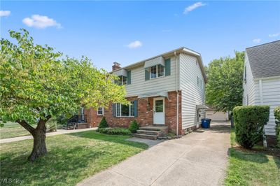 6797 Glencoe Avenue, House other with 3 bedrooms, 2 bathrooms and null parking in Brooklyn OH | Image 1