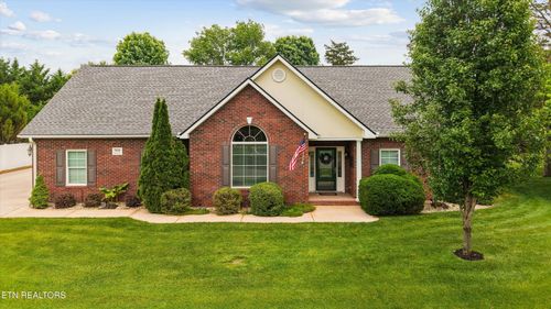 7030 Wyndham Pointe Ln, Knoxville, TN, 37931-2565 | Card Image