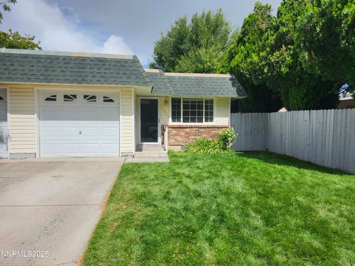 1520 Gault Way, Sparks, NV, 89431-1820 | Card Image