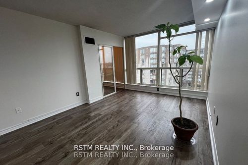 808-175 Cedar Ave, Richmond Hill, ON, L4C9V3 | Card Image