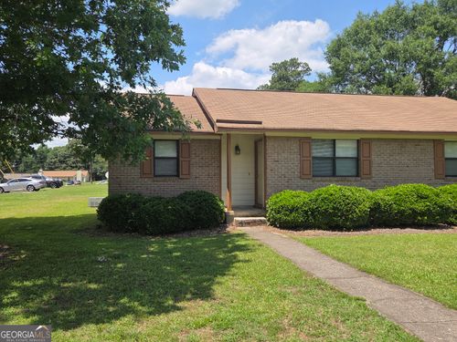 8437 Pineland Drive, Jonesboro, GA, 30238 | Card Image