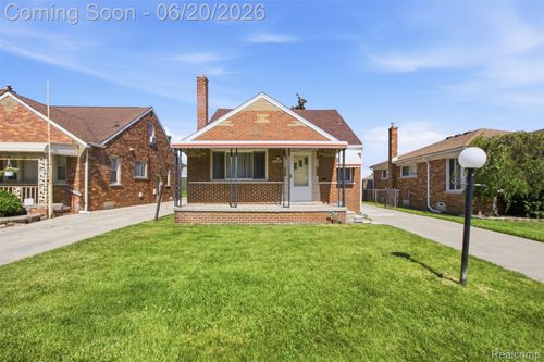 22764 Courtland Ave, Eastpointe, MI, 48021-1909 | Card Image