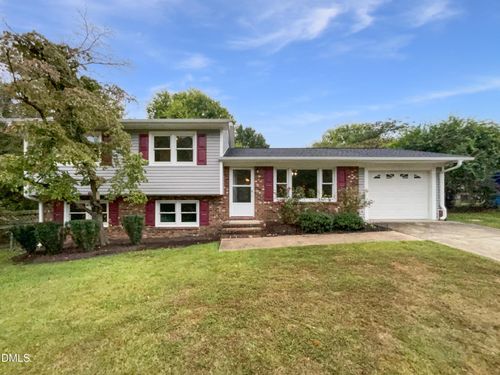 1007 Vass Rd, Spring Lake, NC, 28390-9560 | Card Image