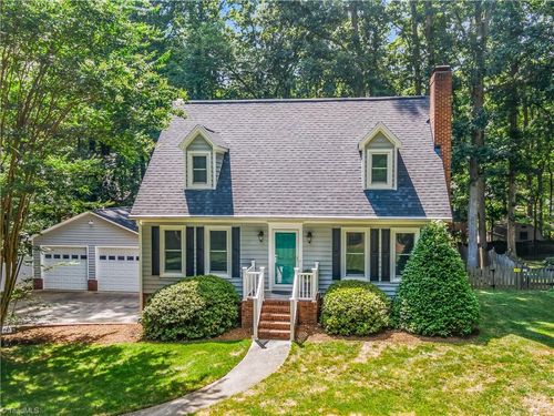 5212 Bridge Pointe Dr, Clemmons, NC, 27012-8400 | Card Image