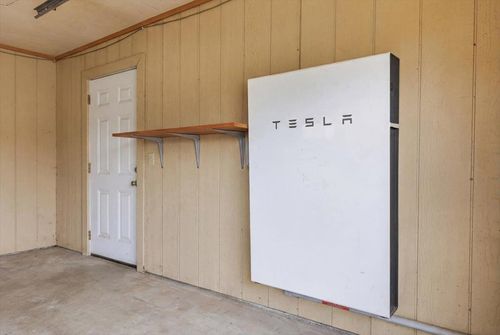 134 Meneley Rd, Winnie, TX, 77665-8407 | Card Image