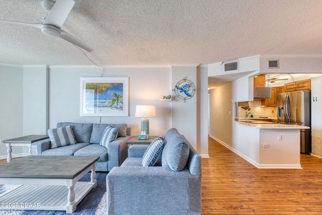 APT-1010 - 1415 Ocean Shore Blvd, Condo with 2 bedrooms, 2 bathrooms and null parking in ORMOND BEACH FL | Image 4