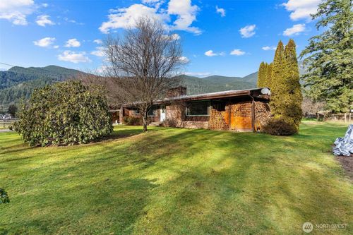 58161 State Route 20, Rockport, WA, 98283-9756 | Card Image