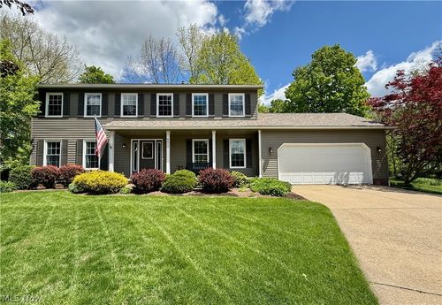 4215 Quail Hollow Cir, Stow, OH, 44224 | Card Image