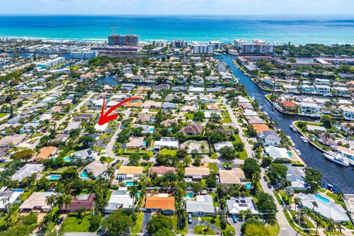 2741 Ne 52nd St, Lighthouse Point, FL, 33064-7844 | Card Image