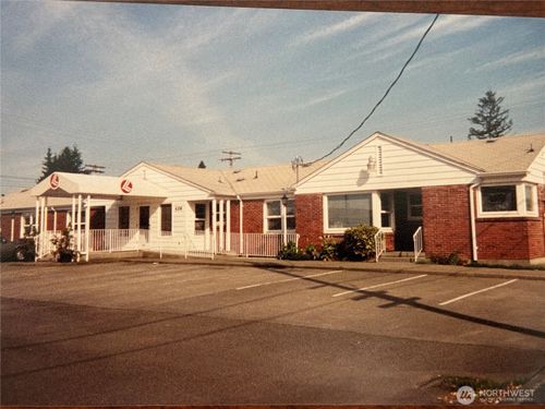 436 2nd St Ne, Puyallup, WA, 98372-3032 | Card Image