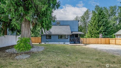 9515 208th Ave E, Bonney Lake, WA, 98391-8411 | Card Image
