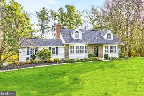 371 Margo Ln, BERWYN, PA, 19312-1453 | Card Image