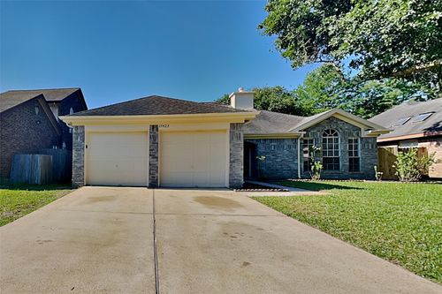 17423 Saxon Dr, Houston, TX, 77095-1133 | Card Image