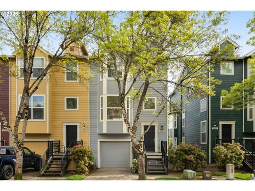20642 Nw Sedona Ln, Beaverton, OR, 97006-2037 | Card Image