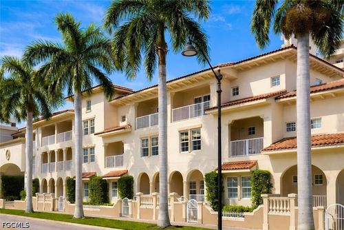304-2080 W 1st St, FORT MYERS, FL, 33901-3118 | Card Image