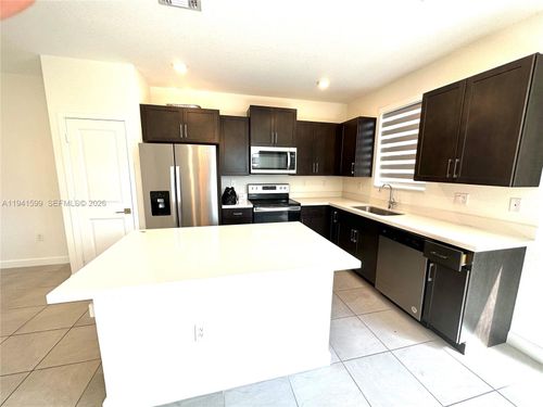 2418 Se 10th Ct, HOMESTEAD, FL, 33035-2128 | Card Image