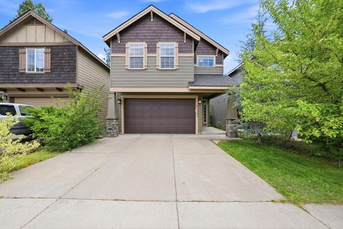 61302 Huckleberry Pl, Bend, OR, 97702-3358 | Card Image