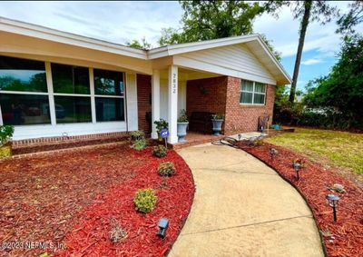 7832 Sunnymeade Drive N, House other with 4 bedrooms, 2 bathrooms and null parking in Jacksonville FL | Image 1