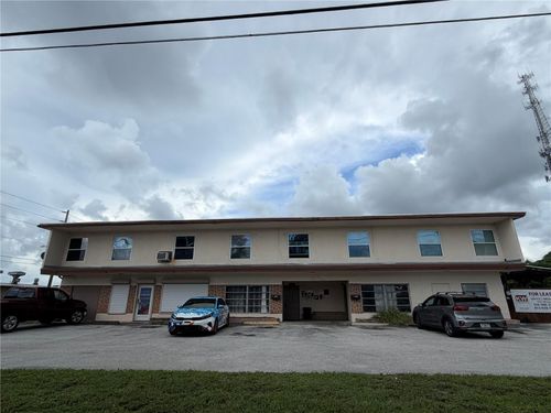 2-2400 25th Street N, St Petersburg, FL, 33713 | Card Image