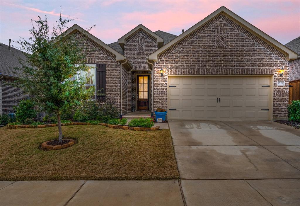 Leisure Pace Ln, Little Elm, TX 75068