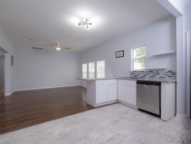 2703 Areba St, House other with 3 bedrooms, 2 bathrooms and 1 parking in Houston TX | Image 12