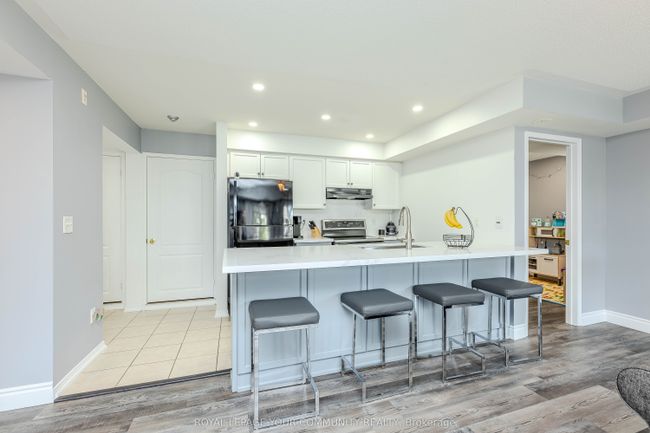 5 - 149 Isaac Devins Blvd, Condo with 2 bedrooms, 1 bathrooms and null parking in Toronto ON | Image 10