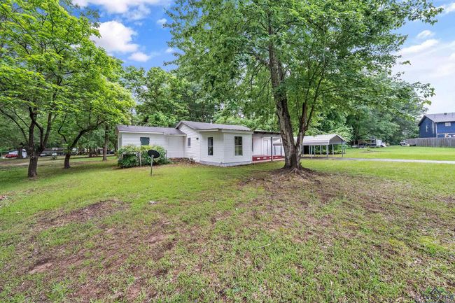 1621 &amp; 1627 Baseball Loop, House other with 5 bedrooms, 3 bathrooms and null parking in Diana TX | Image 26