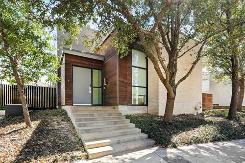 6 Vanguard Way, Dallas, TX, 75243-6510 | Card Image