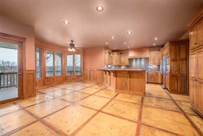1605 Washington St, House other with 6 bedrooms, 5 bathrooms and null parking in Tonganoxie KS | Image 9