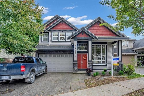 14270 65 Ave, Surrey, BC, V3W1T4 | Card Image