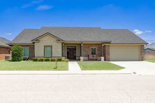 510 Avenue S, Shallowater, TX, 79363-6415 | Card Image