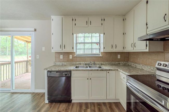 5207 Shawn Ln, House other with 4 bedrooms, 3 bathrooms and null parking in Stone Mountain GA | Image 8