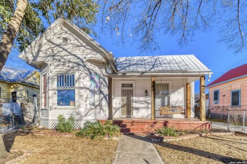 1-823 W Euclid Ave, San Antonio, TX, 78212-5132 | Card Image