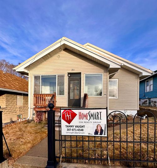 811 Massachusetts Ave, Rock Springs, WY, 82901-7224 | Card Image