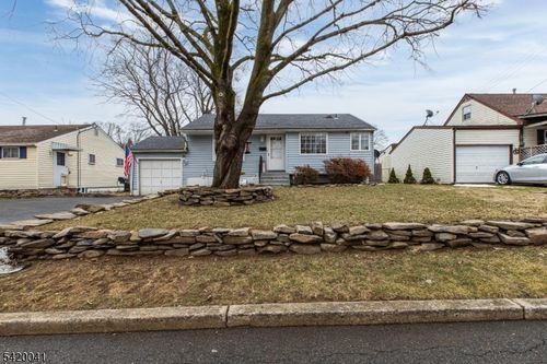 135 Riverview Rd, Phillipsburg, NJ, 08865-3525 | Card Image