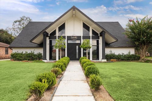 6243 S Braeswood Blvd, Houston, TX, 77096-3715 | Card Image