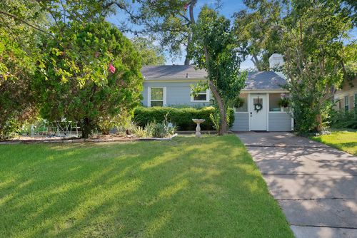 1438 Redbud Ln, Garland, TX, 75042-8127 | Card Image