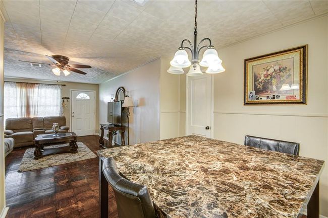131 Laurel St, House other with 4 bedrooms, 1 bathrooms and 1 parking in Lake Jackson TX | Image 10