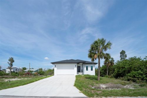 3920 Wisteria Pl, Punta Gorda, FL, 33950-7348 | Card Image