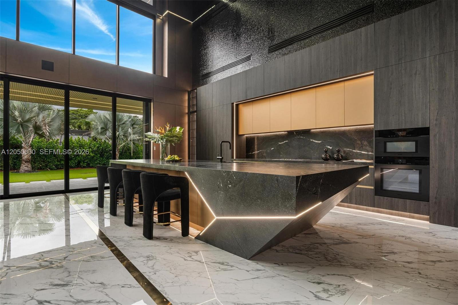 Residential in Pinecrest 4