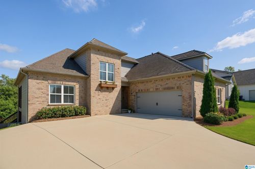1069 Camellia Ridge Dr, PELHAM, AL, 35124-1673 | Card Image