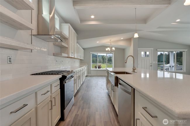 **Photos of another home but the same | Image 9