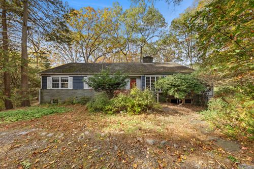 9 Berkeley Rd, Westport, CT, 06880-1609 | Card Image