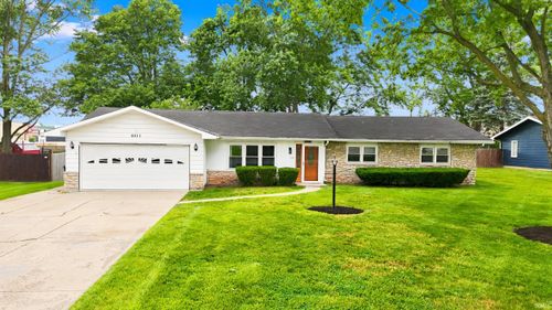 6011 Oregon Dr, Fort Wayne, IN, 46825-4103 | Card Image