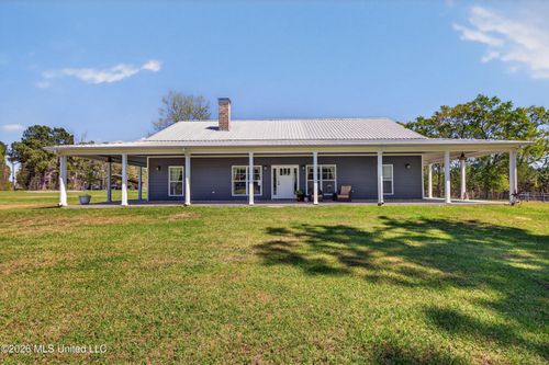 28000 Eugene E Ladner Rd, Perkinston, MS, 39573-4086 | Card Image